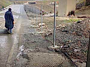 Boru Direkli Tel çit